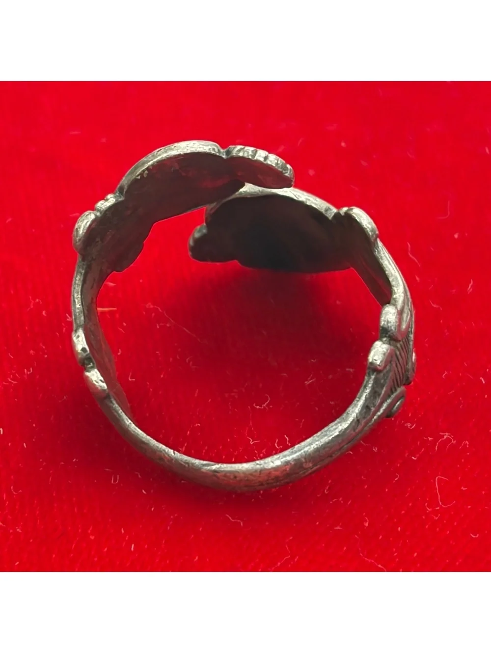 Avon Sterling filigree heart detail bypass ring size 8.5 vintage 60s